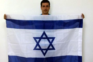 מוסלמי שהתגייר אומר לחברי הכנסת הערבים ולמוסלמים את כל האמת בפנים